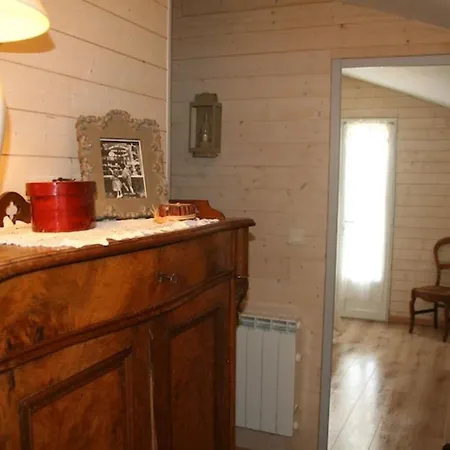 Comfortable House With Garden In Central Beach Location